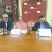 Responsables de la UCLM durante la rueda de prensa en Ciudad Real Responsables de la UCLM durante la rueda de prensa en Ciudad Real