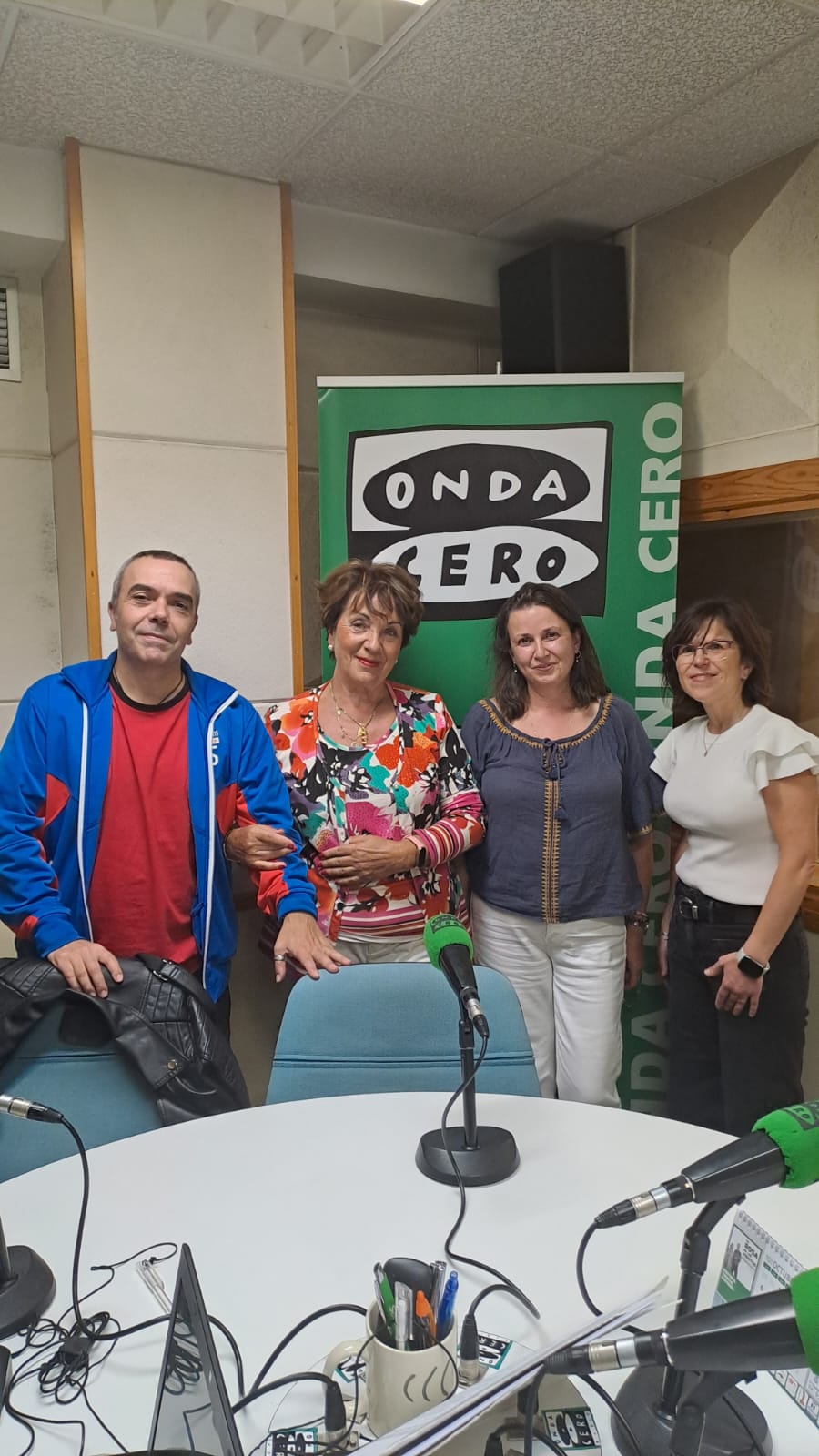 Mesa Redonda sobre el cáncer de mama Mesa Redonda sobre el cáncer de mama