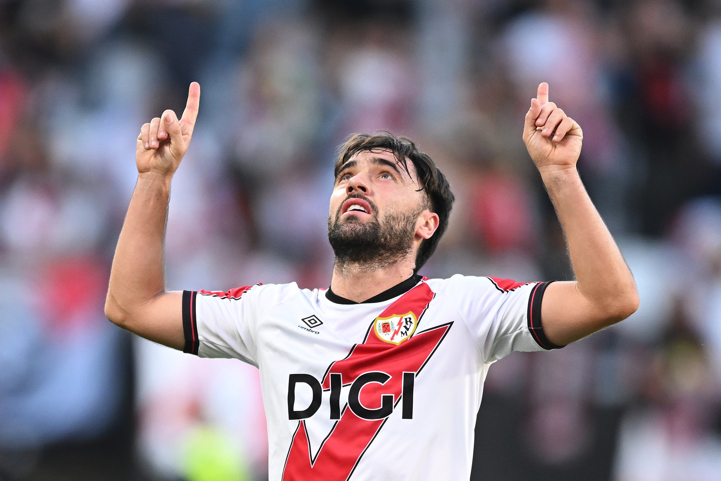 Unai López, tras el debut del Rayo en Conference: "Volver a Europa es una felicidad para todos" Unai López, tras el debut del Rayo en Conference: "Volver a Europa es una felicidad para todos"