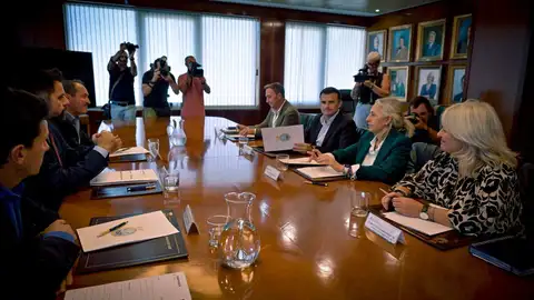 Reunión entre el Ayuntamiento, Junta y Zona Franca Reunión entre el Ayuntamiento, Junta y Zona Franca