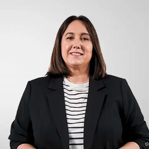 La Ciutat Hero La Ciutat Hero