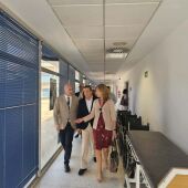 El conseller de Sanidad en su visita al Centro Sanitario Integrado de Villena que entra en funcionamiento este lunes.