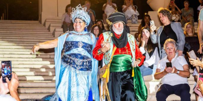 Los Moros y Cristianos de Benidorm llenan de fiesta las calles Los Moros y Cristianos de Benidorm llenan de fiesta las calles