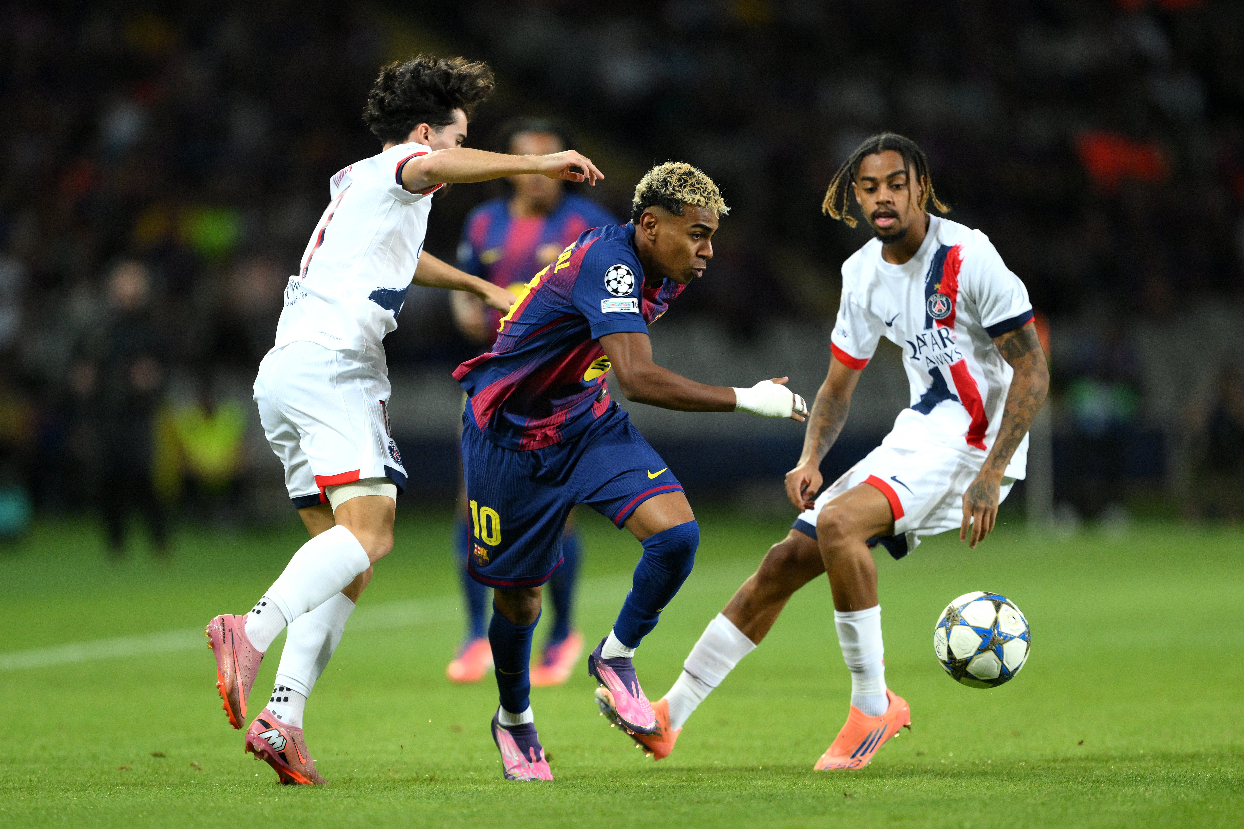Luis Fernández, sobre Lamine: "El no recibir el Balón de Oro afecta, ayer todo el mundo lo esperaba y no lo vimos" Luis Fernández, sobre Lamine: "El no recibir el Balón de Oro afecta, ayer todo el mundo lo esperaba y no lo vimos"