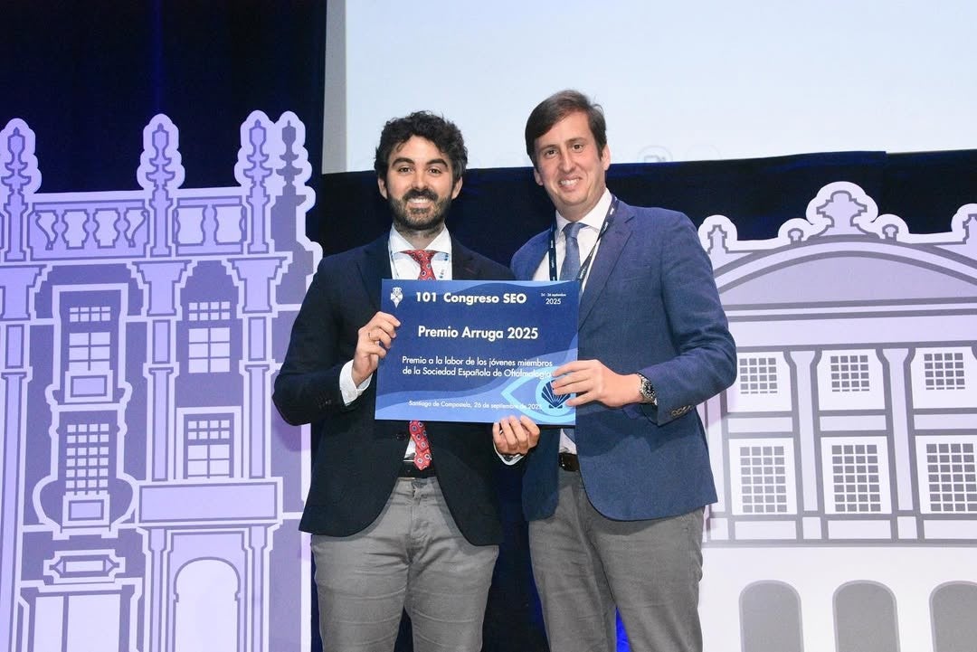 Carlos Rocha de Lossada, oftalmólogo de Vithas Málaga, reconocido como mejor especialista español menor de 40 años por la Sociedad Española de Oftalmología (SEO) Carlos Rocha de Lossada, oftalmólogo de Vithas Málaga, reconocido como mejor especialista español menor de 40 años por la Sociedad Española de Oftalmología (SEO)