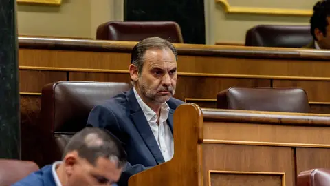 Ábalos defiende que "no hay ni rastro" de esas "mordidas millonarias" que señala el informe de la UCO