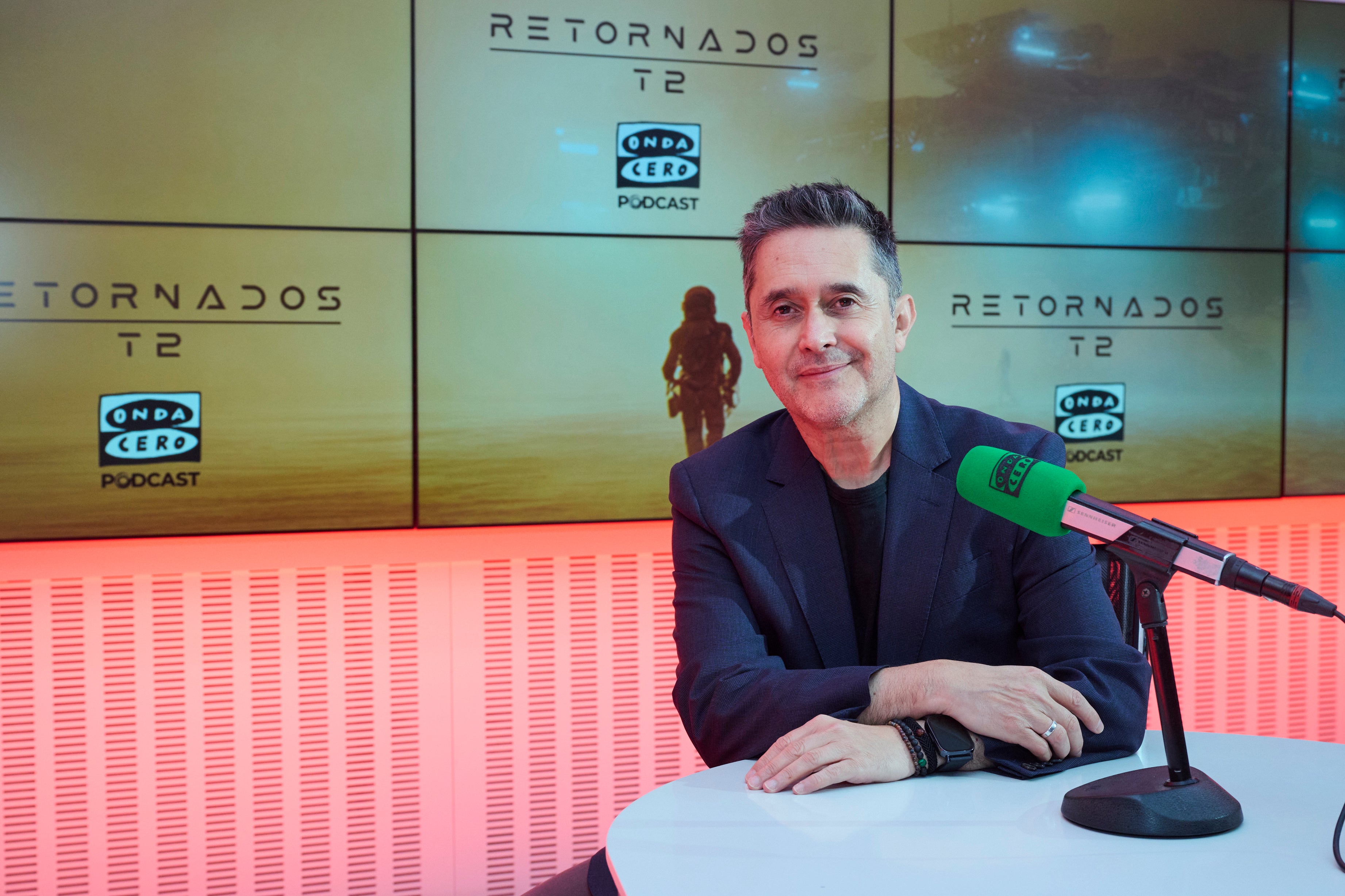 Julio Rojas: "La ciencia ficción no ha muerto: vivimos un realismo anticipatorio" Julio Rojas: "La ciencia ficción no ha muerto: vivimos un realismo anticipatorio"