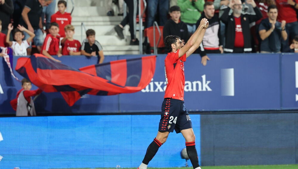 Catena celebra su gol.