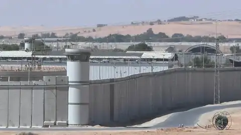 Israel niega que haya maltratado a los miembros de la Flotilla detenidos Israel niega que haya maltratado a los miembros de la Flotilla detenidos