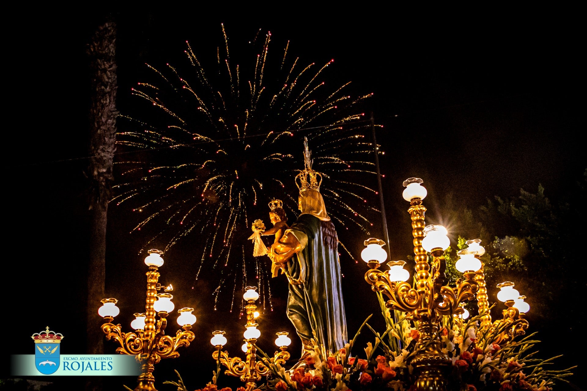 Rojales celebra el día festivo de la Virgen del Rosario con la procesión que recorre sus calles este martes Rojales celebra el día festivo de la Virgen del Rosario con la procesión que recorre sus calles este martes