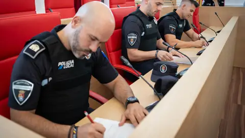 Extremadura contará con 68 nuevos policías locales a partir de enero Extremadura contará con 68 nuevos policías locales a partir de enero