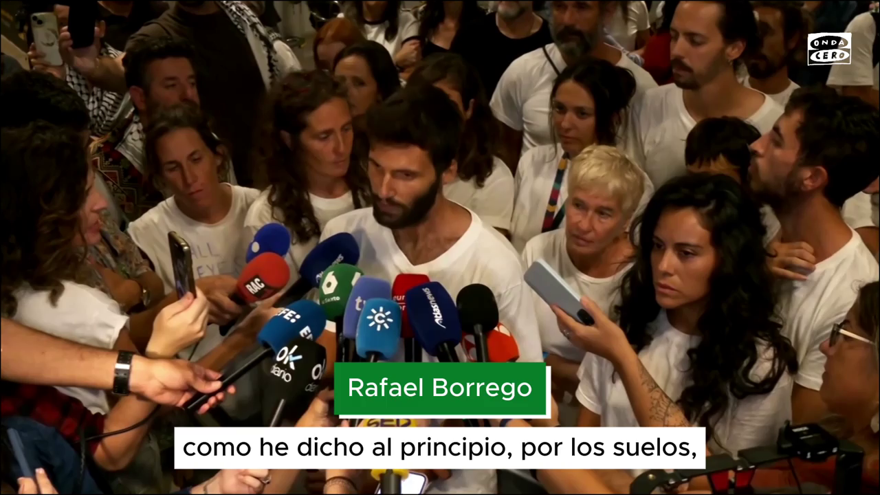 El vídeo de los activistas de la Flotilla en el que denuncian maltrato por parte de Israel: "Nos apuntaron con fusiles a la cabeza" El vídeo de los activistas de la Flotilla en el que denuncian maltrato por parte de Israel: "Nos apuntaron con fusiles a la cabeza"