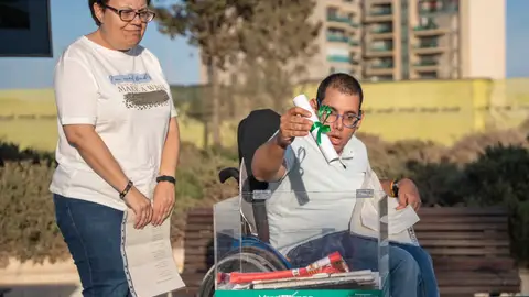 Verdiblanca pone la primera piedra de su Centro de Día Ocupacional Verdiblanca pone la primera piedra de su Centro de Día Ocupacional