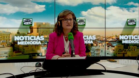 Elena Gijón: "La decencia debe ser algo esencial, no accesorio"