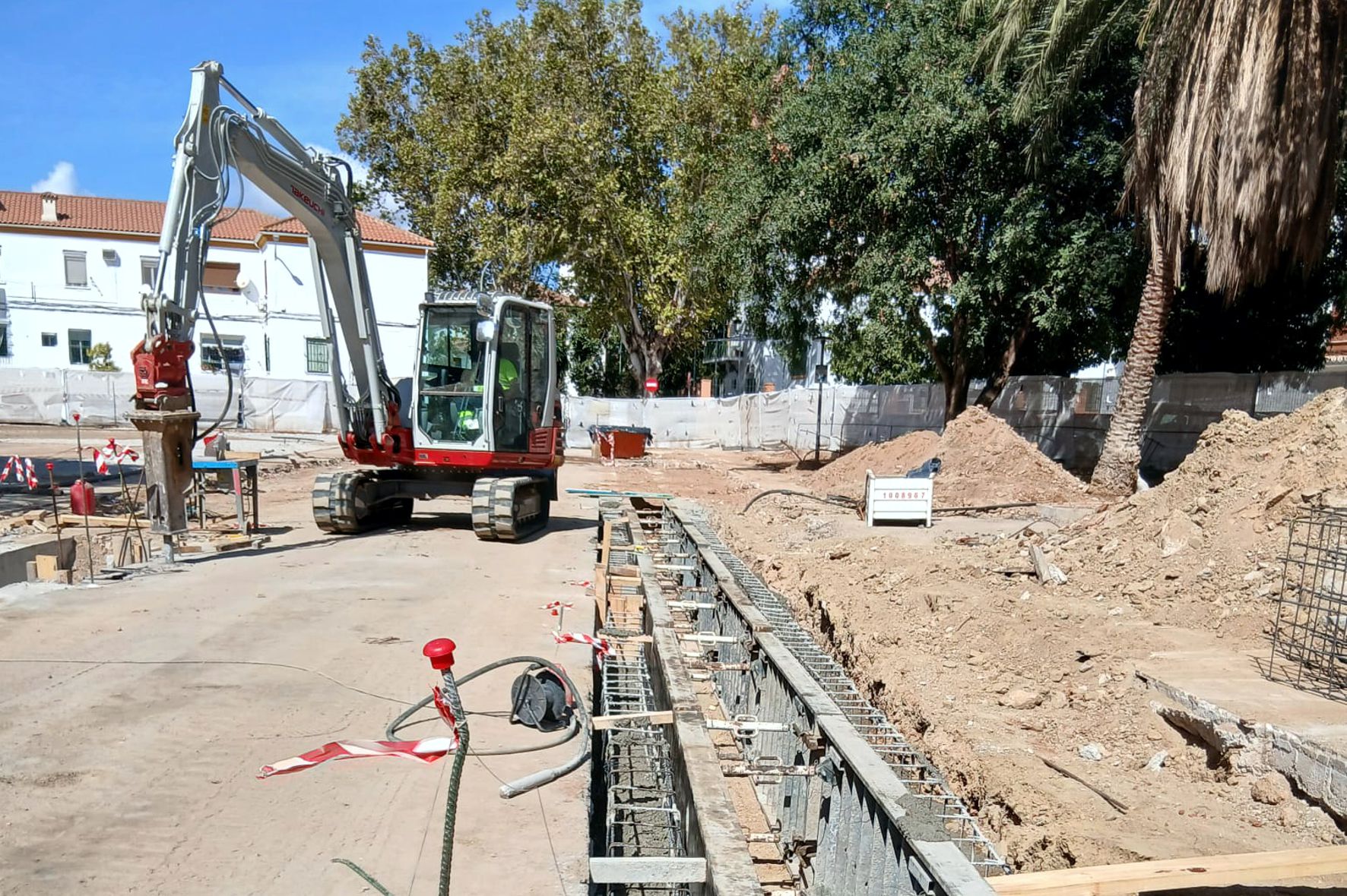 Las obras de prolongación del metro obligan a cerrar el tráfico en Avenida de la Purísima Las obras de prolongación del metro obligan a cerrar el tráfico en Avenida de la Purísima