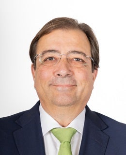 El arzobispo de Mérida-Badajoz presidirá este lunes en Olivenza el funeral por Vara, al que asistirá Pedro Sánchez El arzobispo de Mérida-Badajoz presidirá este lunes en Olivenza el funeral por Vara, al que asistirá Pedro Sánchez