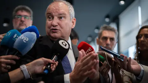 El gobierno asegura que ya han llegado 56.741 millones de euros a la economía real El gobierno asegura que ya han llegado 56.741 millones de euros a la economía real