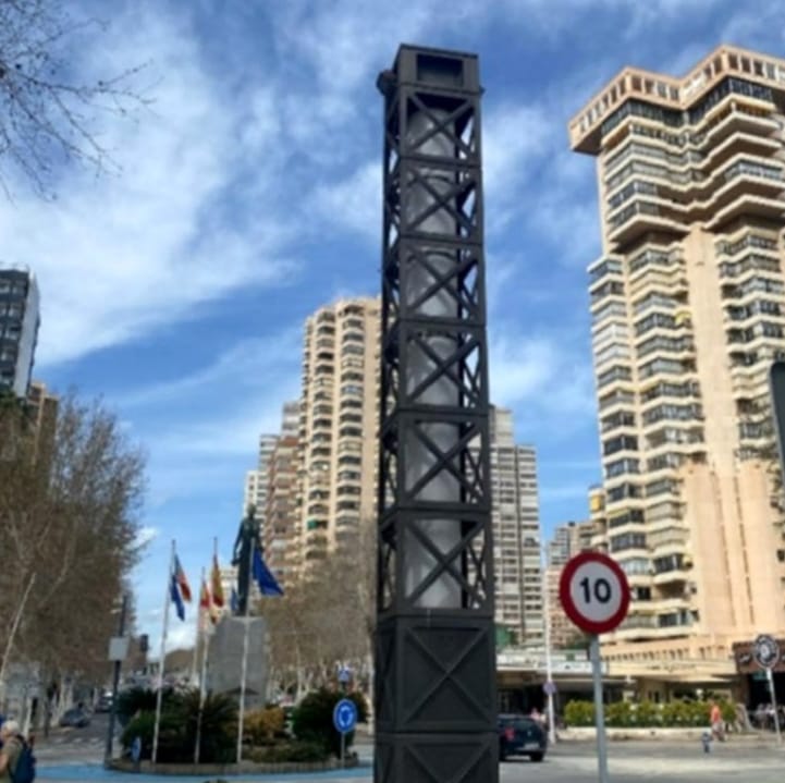 Benidorm adjudica la rehabilitación de las columnas ‘Andrea’ del Paseo de Levante por 590.000 euros Benidorm adjudica la rehabilitación de las columnas ‘Andrea’ del Paseo de Levante por 590.000 euros