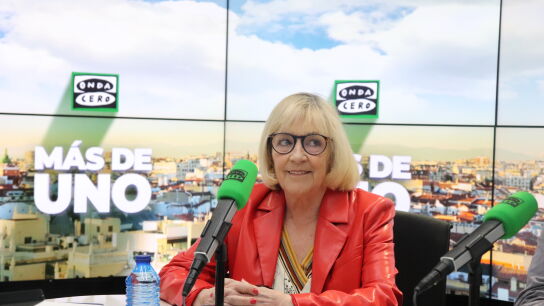 Carmen Maura en los estudios de Onda Cero