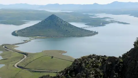 La Reserva de la Biosfera de La Siberia logra la certificación como Destino Turístico Starlight La Reserva de la Biosfera de La Siberia logra la certificación como Destino Turístico Starlight