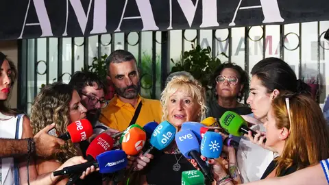 Decenas de mujeres estudian demandar al SAS por el cribado del cáncer de mama en Andalucía