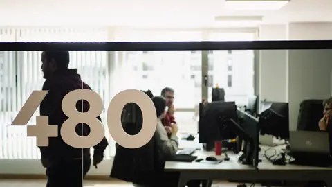 Cuatroochenta Cuatroochenta