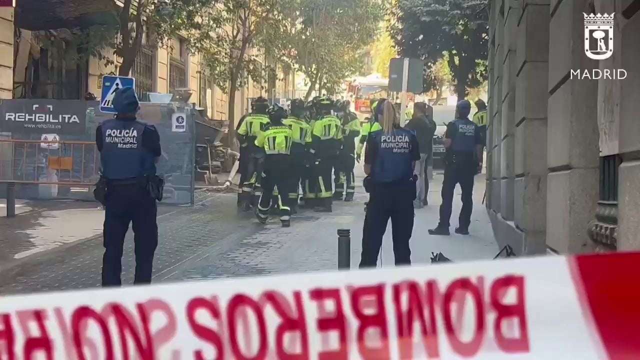 Se derrumba parcialmente un edificio en obras en el centro de Madrid