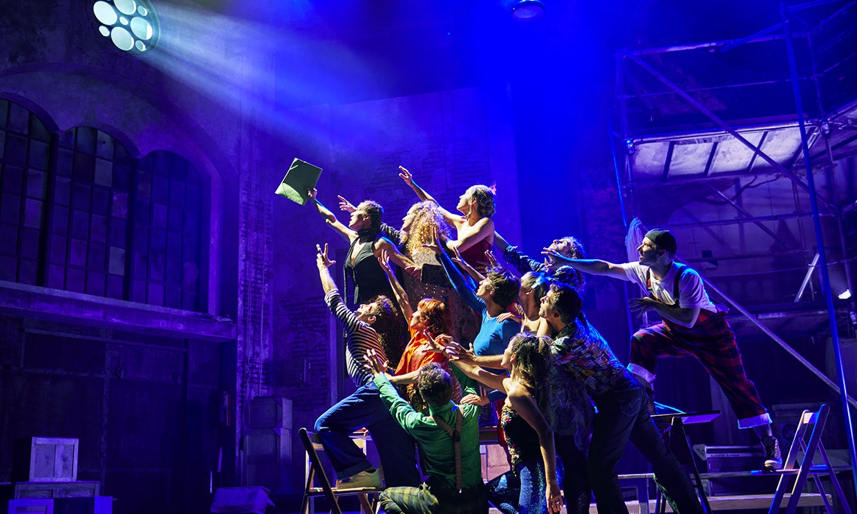 Buses gratuitos desde seis municipios para disfrutar de Godspell en el Teatro del Soho CaixaBank Buses gratuitos desde seis municipios para disfrutar de Godspell en el Teatro del Soho CaixaBank