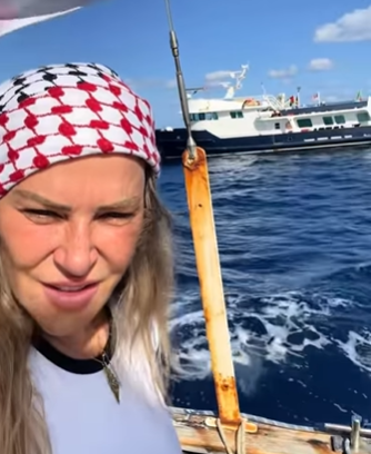 Quién es 'Barbie Gaza', la influencer de la Flotilla que denuncia que fueron "torturados vip" de Israel Quién es 'Barbie Gaza', la influencer de la Flotilla que denuncia que fueron "torturados vip" de Israel