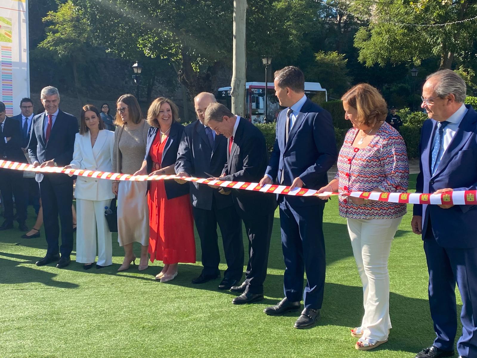 García Page anuncia 22 millones de euros el próximo año para autónomos García Page anuncia 22 millones de euros el próximo año para autónomos