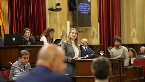La Presidenta del Govern, Marga Prohens, durante el segundo Debate de Política General. La Presidenta del Govern, Marga Prohens, durante el segundo Debate de Política General.
