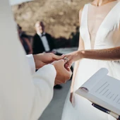 L’Alcora adaptará su ordenanza para garantizar la gratuidad de las bodas civiles entre semana L’Alcora adaptará su ordenanza para garantizar la gratuidad de las bodas civiles entre semana