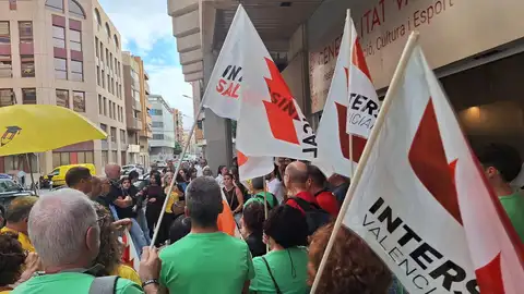 El profesorado afectados se ha concentrado en las tres capitales. El profesorado afectados se ha concentrado en las tres capitales.