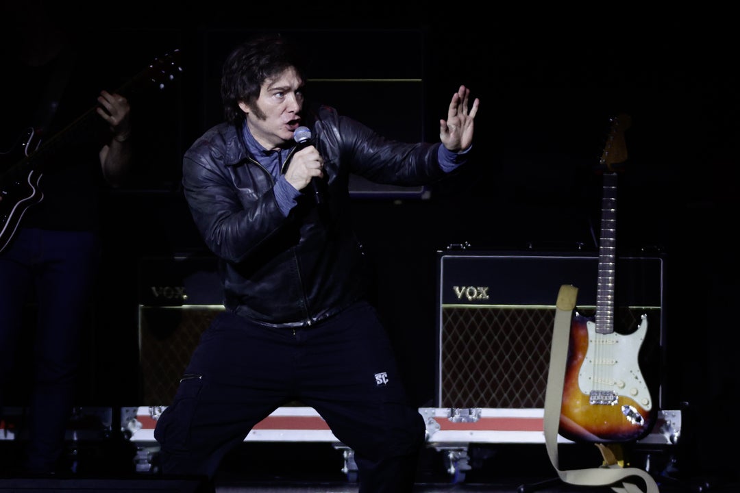 El vídeo de Milei cantando el 'libre' de Nino Bravo: "Vergonzoso" El vídeo de Milei cantando el 'libre' de Nino Bravo: "Vergonzoso"