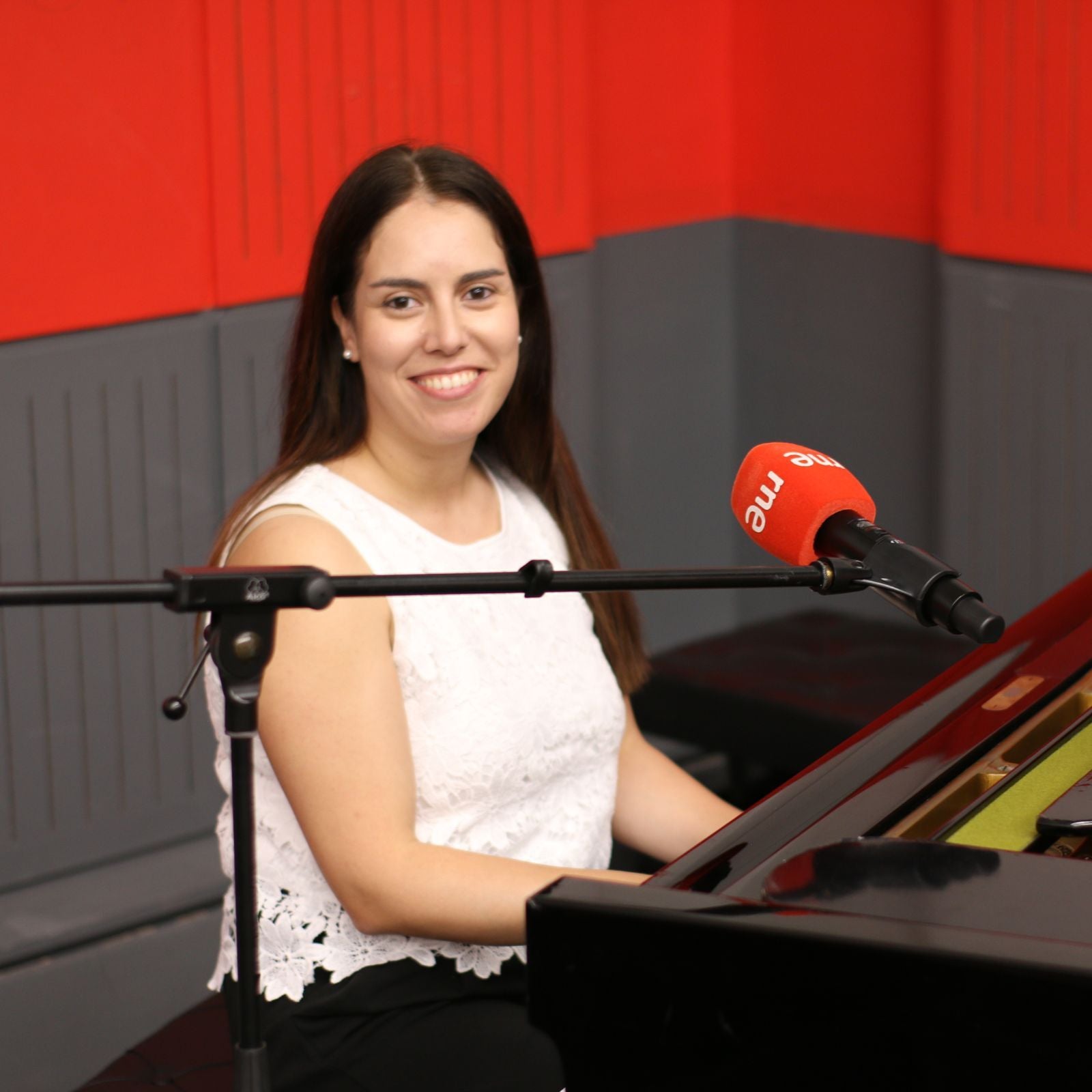 A pianista Elsa Muñiz presenta en Ourense a xira New Beginings A pianista Elsa Muñiz presenta en Ourense a xira New Beginings