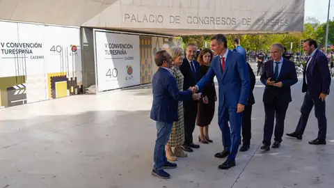 Pedro Sánchez considera un acierto elegir Cáceres para la Convención de Turespaña como ejemplo de destino de interior Pedro Sánchez considera un acierto elegir Cáceres para la Convención de Turespaña como ejemplo de destino de interior