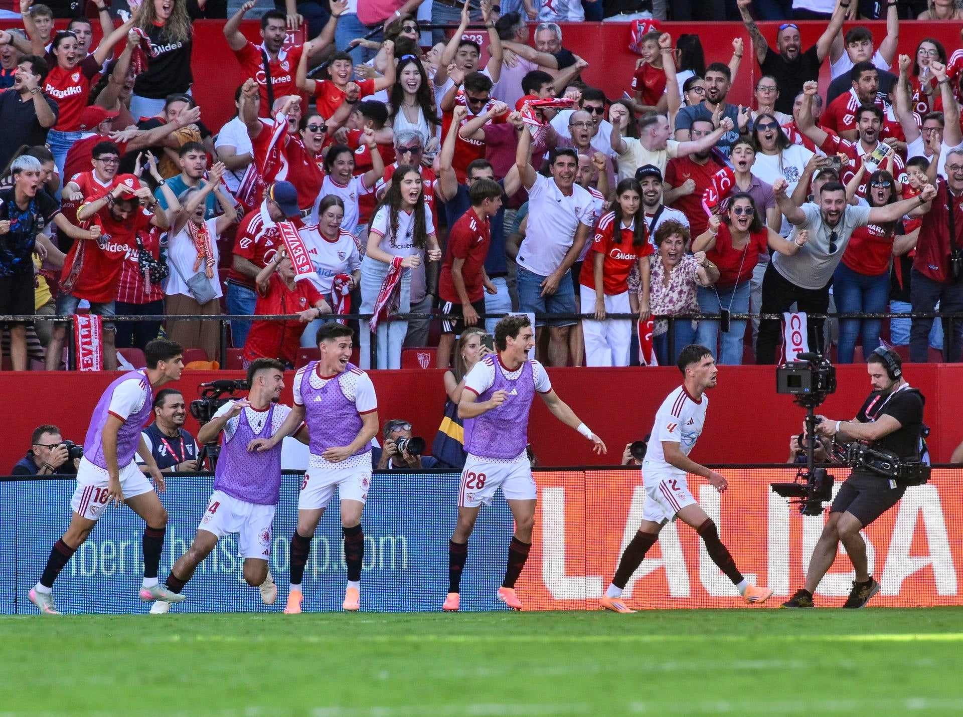 Carmona: "Almeyda ha contagiado a todo el mundo" Carmona: "Almeyda ha contagiado a todo el mundo"