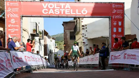 El donbenitense Pablo Lospitao da el salto a profesional El donbenitense Pablo Lospitao da el salto a profesional