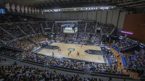 Un partido de La Laguna Tenerife Un partido de La Laguna Tenerife