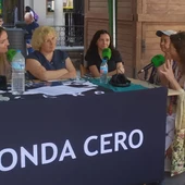 CLM en la Onda desde la Feria del Libro de Toledo con Eva Martínez Abascal. CLM en la Onda desde la Feria del Libro de Toledo con Eva Martínez Abascal.