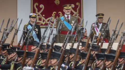 El rey Felipe VI en el desfile militar del 12 de octubre de 2024 El rey Felipe VI en el desfile militar del 12 de octubre de 2024