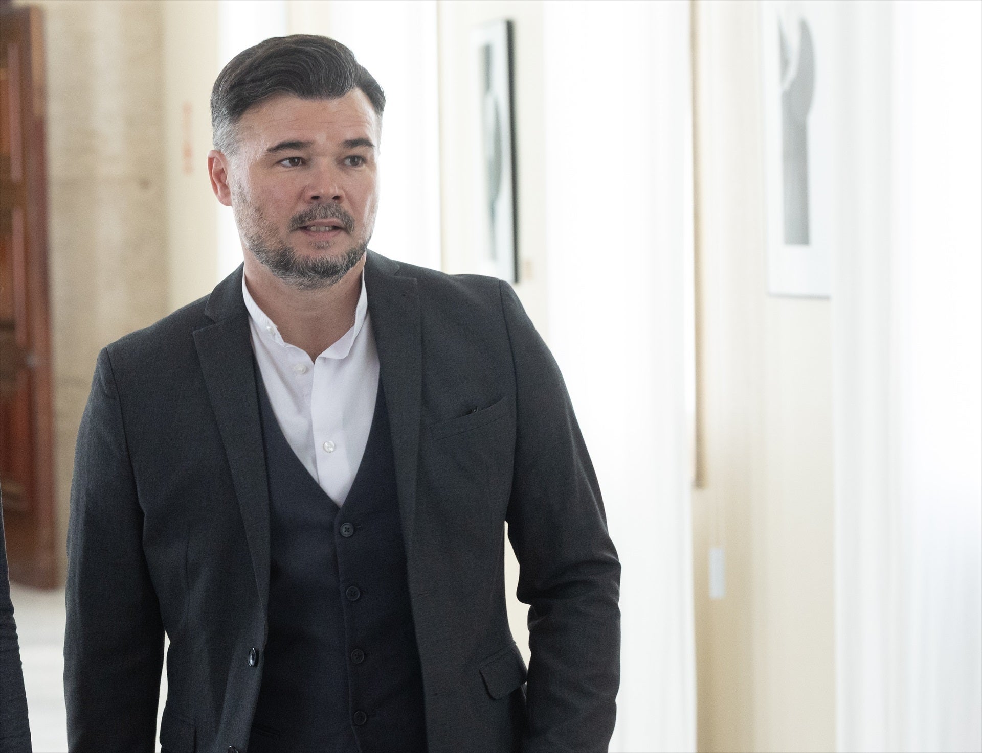 La reflexión de Rufián sobre Marcos Llorente y Borja Iglesias: "Vivimos en un momento realmente jodido" La reflexión de Rufián sobre Marcos Llorente y Borja Iglesias: "Vivimos en un momento realmente jodido"