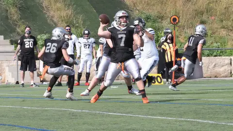 Sergi Gonzalo: "Mis primeros pases fueron en una playa de Cancún" Sergi Gonzalo: "Mis primeros pases fueron en una playa de Cancún"