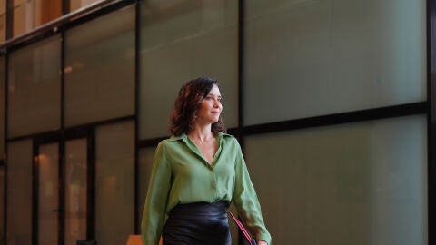 Ayuso niega cualquier posibilidad a elaborar un registro de médicos  objetores | Onda Cero Radio