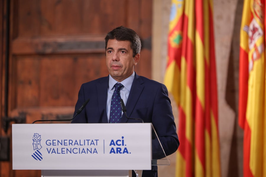 Mazón reivindica el autogobierno de una Generalitat "al límite de sus capacidades y competencias" en el Dia de la Comunitat Valenciana Mazón reivindica el autogobierno de una Generalitat "al límite de sus capacidades y competencias" en el Dia de la Comunitat Valenciana