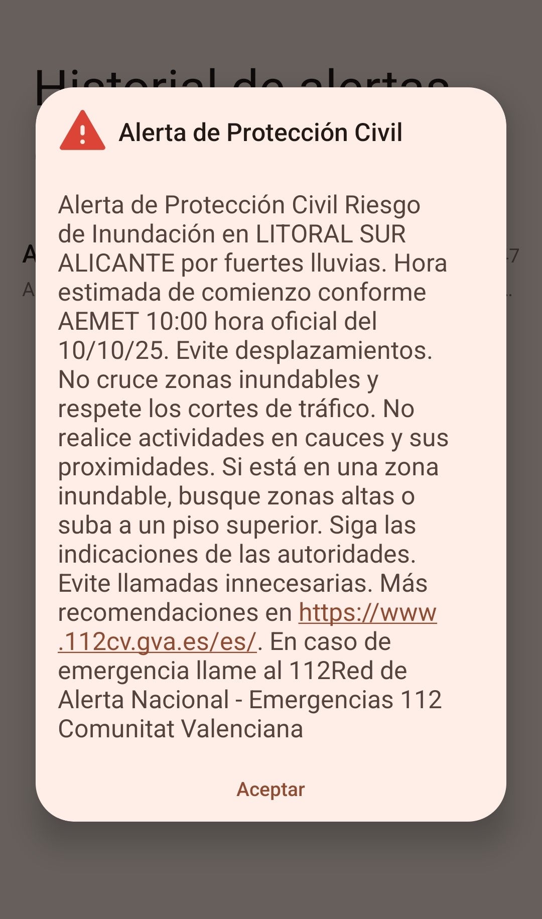 Protección Civil alerta con un mensaje en los teléfonos móviles del riesgo de inundaciones este viernes en Elche, Crevillent y Santa Pola Protección Civil alerta con un mensaje en los teléfonos móviles del riesgo de inundaciones este viernes en Elche, Crevillent y Santa Pola