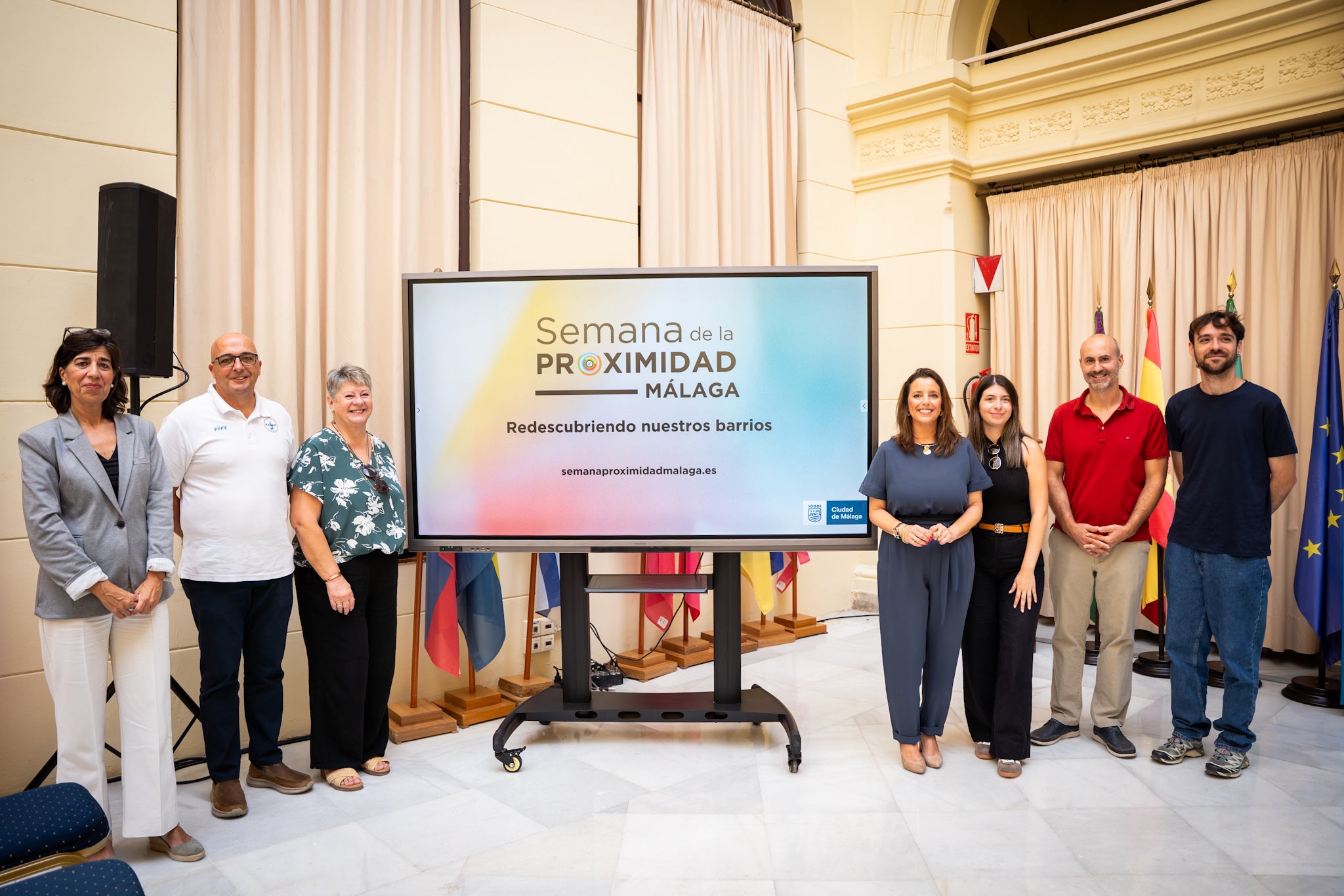 El Ayuntamiento de Málaga y la Fundación Foro NESI han presentado la II edición de la Semana de la Proximidad que tendrá lugar del 16 al 22 de octubre El Ayuntamiento de Málaga y la Fundación Foro NESI han presentado la II edición de la Semana de la Proximidad que tendrá lugar del 16 al 22 de octubre