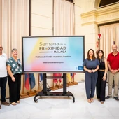 El Ayuntamiento de Málaga y la Fundación Foro NESI han presentado la II edición de la Semana de la Proximidad que tendrá lugar del 16 al 22 de octubre El Ayuntamiento de Málaga y la Fundación Foro NESI han presentado la II edición de la Semana de la Proximidad que tendrá lugar del 16 al 22 de octubre