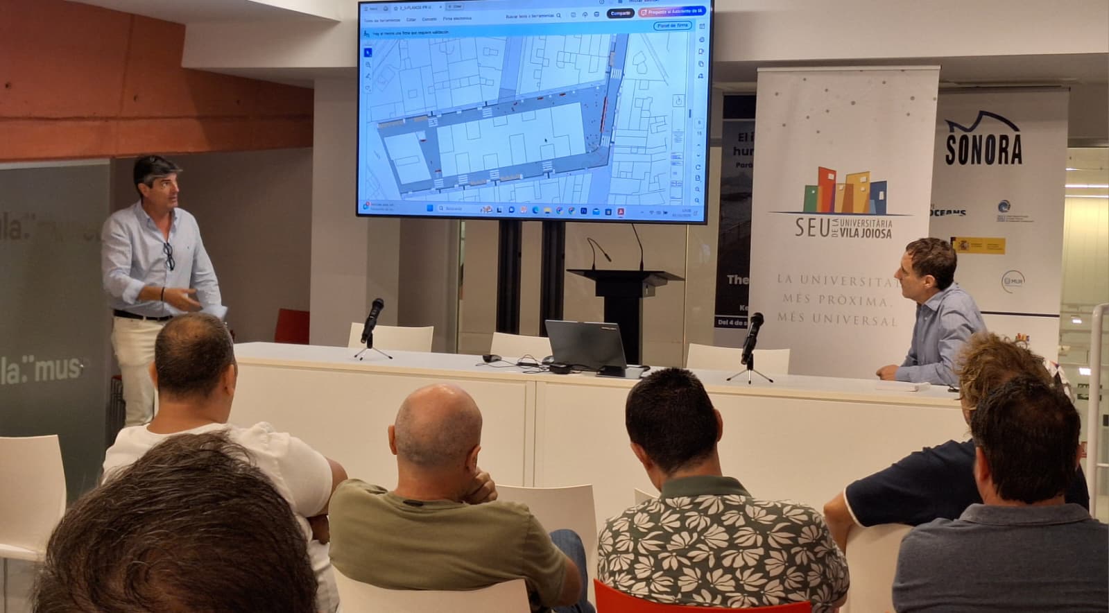 La reurbanización del entorno del Mercat de Villajoyosa mejorará la accesibilidad y la movilidad La reurbanización del entorno del Mercat de Villajoyosa mejorará la accesibilidad y la movilidad