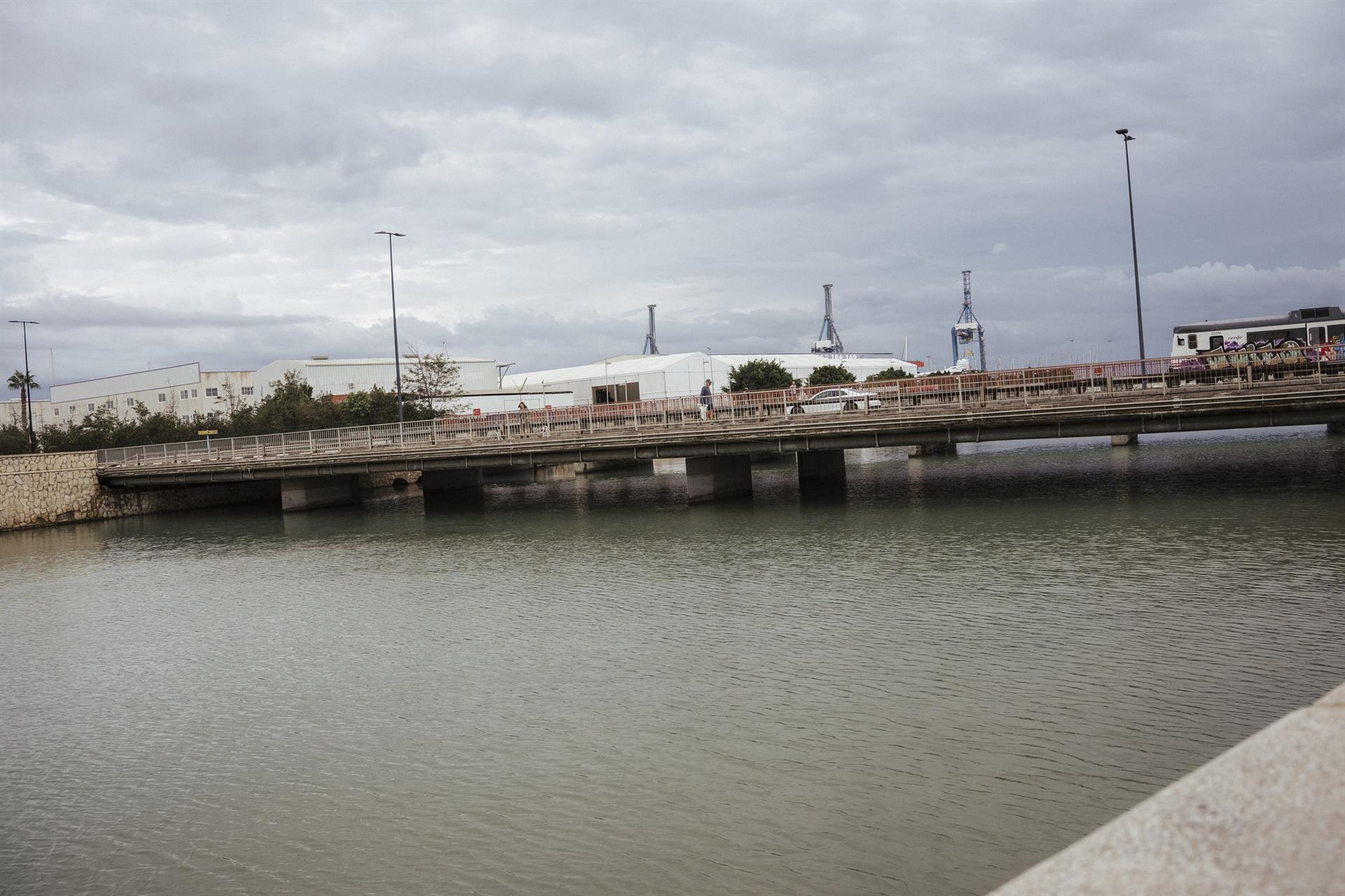 Emergencias amplía al litoral de Castellón la alerta naranja por lluvias, que dejan en la Safor y Marina Alta 100 l/m2 Emergencias amplía al litoral de Castellón la alerta naranja por lluvias, que dejan en la Safor y Marina Alta 100 l/m2